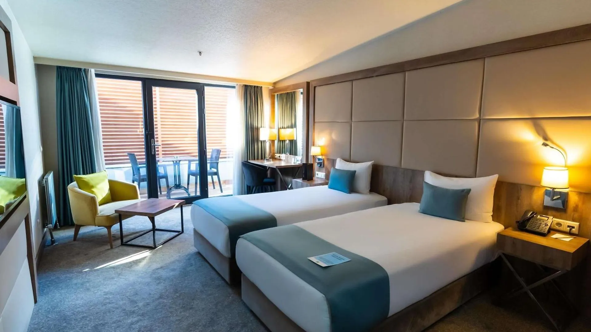 Hotel Ibis Styles Istanbul Bomonti 4*,