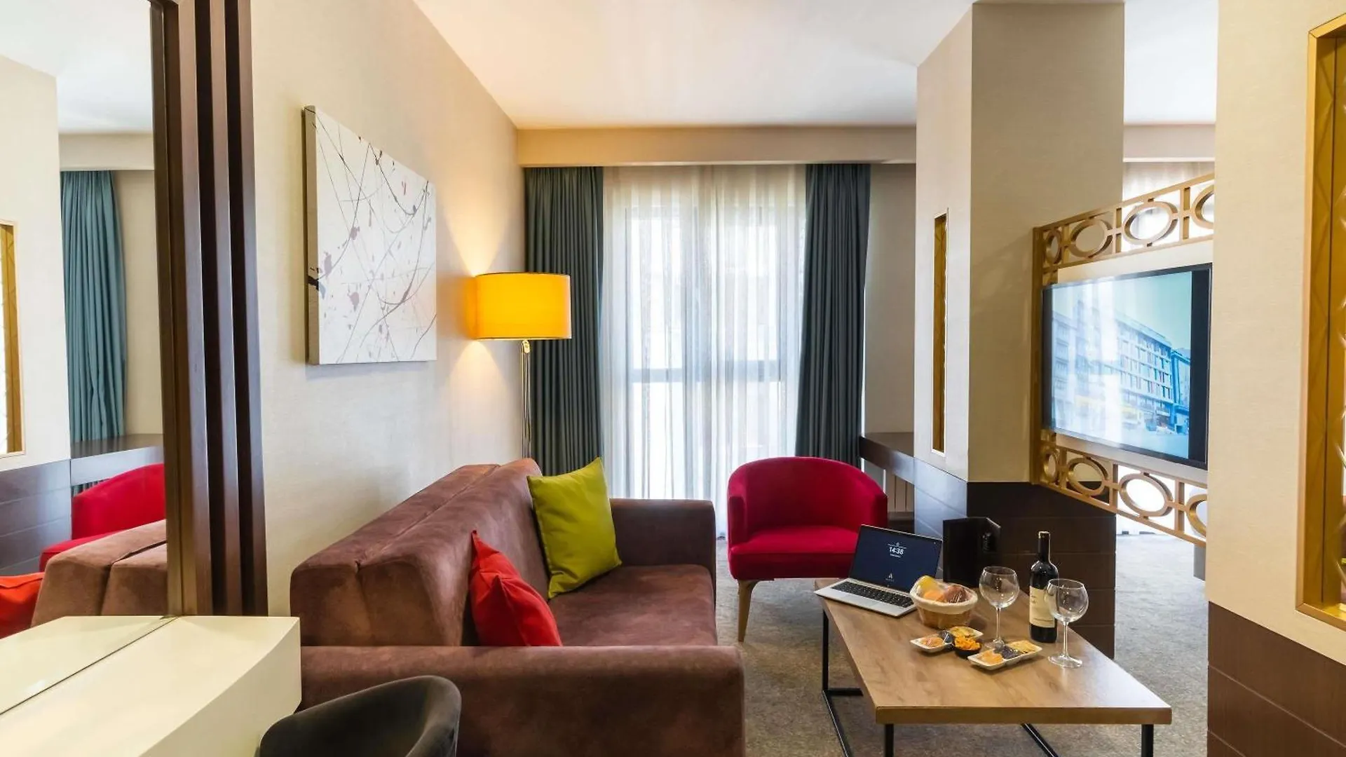 Hotel Ibis Styles Istanbul Bomonti