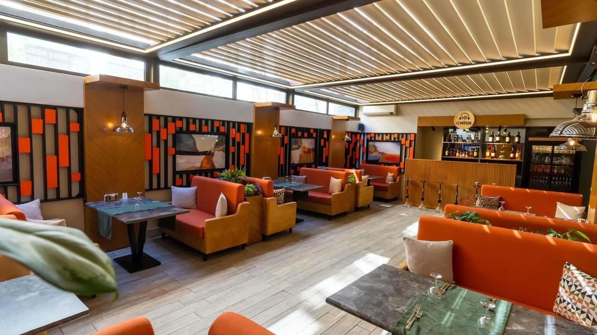 Hotel Ibis Styles Istanbul Bomonti 4*,