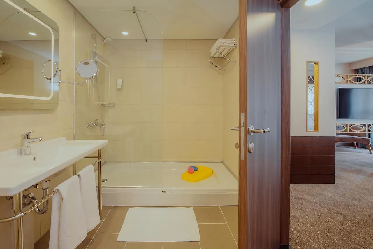 Ibis Styles Istanbul Bomonti Hotel 4*,