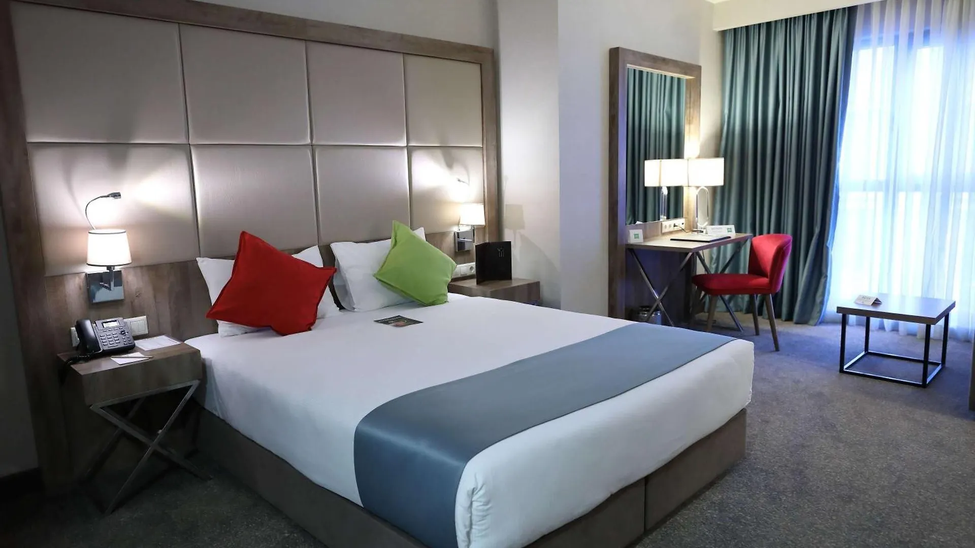 Отель Ibis Styles Istanbul Bomonti Турция