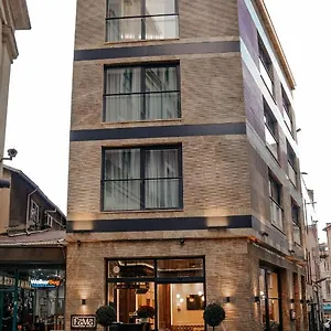 Fama Karakoey Estambul